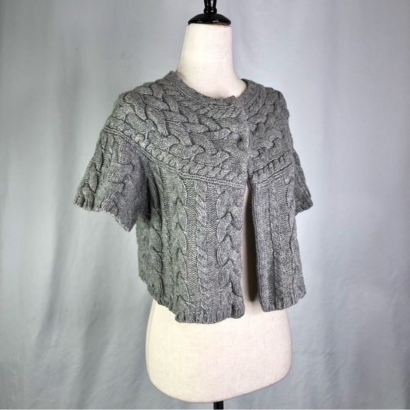 BCBG MaxAzria vintage cropped cabled sweater short sleeve wool grey S - Picture 9 of 9